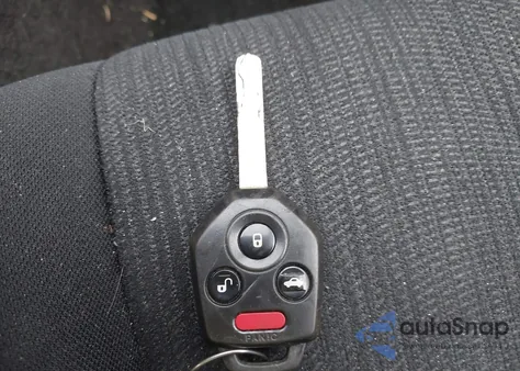 2014 Subaru Outback 2.5I Premium z USA, uszkodzony, nr VIN 4S4BRCCC0E3242567